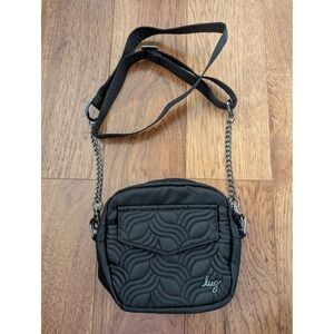 Lug Swing Crossbody Bag Black Quilted Wave Compact Bag Lightweight Organizer